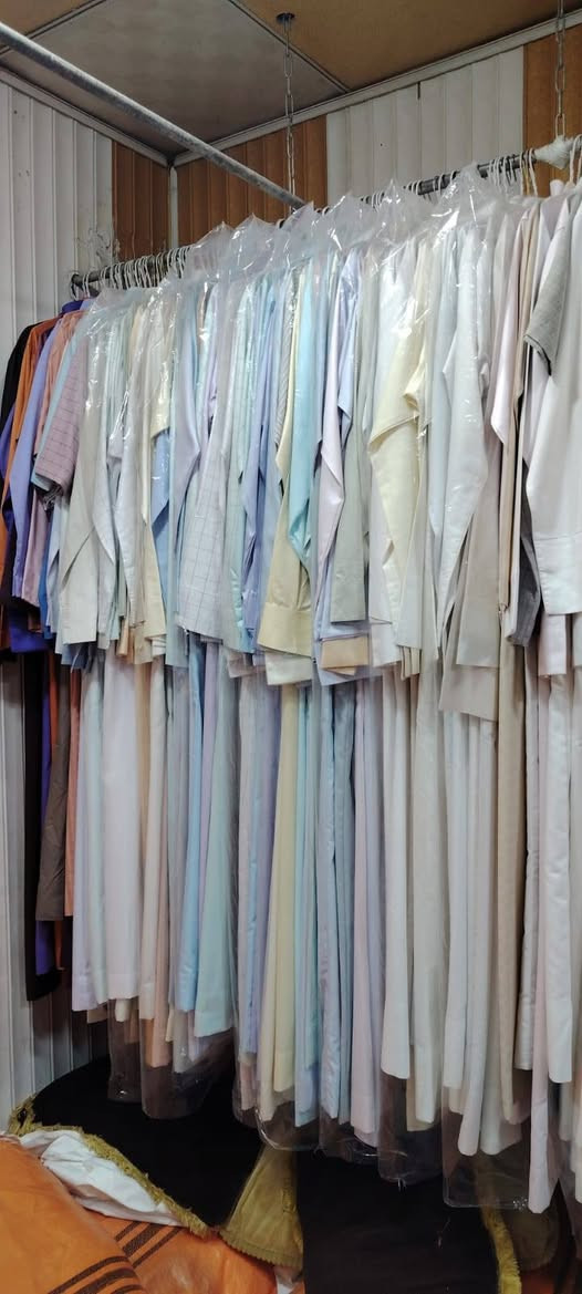 دشداشه جمله جديد غير مستعمل القطعه تطلع ب 2000 عنوان قرب تقاطع الكزيزه +*********** البصرة, العراق
