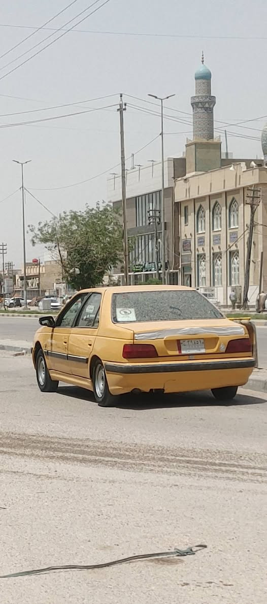 سلام عليكم 
( ما عجبك السعر اعبره كلشي اكو بسوك ) 
بيجو بارص 15 للبيع رقم بغداد سنويه نكليزي سنويه ل 28 مداور ثاني يوم بدي كفاله بس جاملغ خلفي وره السايق بي صبغ مكينه بيه بدايه بخار فقط كير فرنسي بجيس تخم تاير حداديه جدد باتري جديد تبريد كامل عوزه بس غاز كهربائيات كله شغال علبلاد مابيه واير جطل شواصي كفاله لايت شمسي نهار سعر 40 وبيه مجال بسيط مكاني دوانيه شاميه *********** بيع او مراوس 🤍

