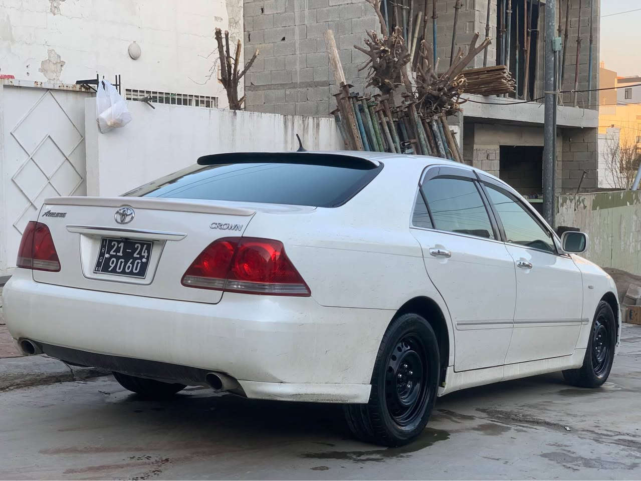 سڵاوی خوایگەورەلەهەمولایەک
شاهینە سپۆرت براوەبراوە
گێڕ گەورە مەکینە بچۆک
٢٠٠٧بەسمە رەساسی
مەرخوبی بازار 
٤ دووگمە ناو رەش
نمونە لە جوانی ١٧٠هەزار رۆشتوە
ساجەکانی نەشکاون ناوی زۆر جوانە
تەبرید سارد و گەرم ئیشەکات
پێشی کامل کراوە بە زینۆن
تاقم تایەو ویل ١٦ لۆک لە ژیرایە
کۆد بۆ کراوە سەیارەکە
گێڕوو مەکینە ٤ فیتەر بینە لەگەڵ خۆت
٥٠گەڵا مەجالیک کەم
لە سلێمانیم
***********
*********** السليمانية, العراق
