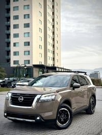 باثفايندر روك كريك • فور ويل 4*4 • رقم شمالي