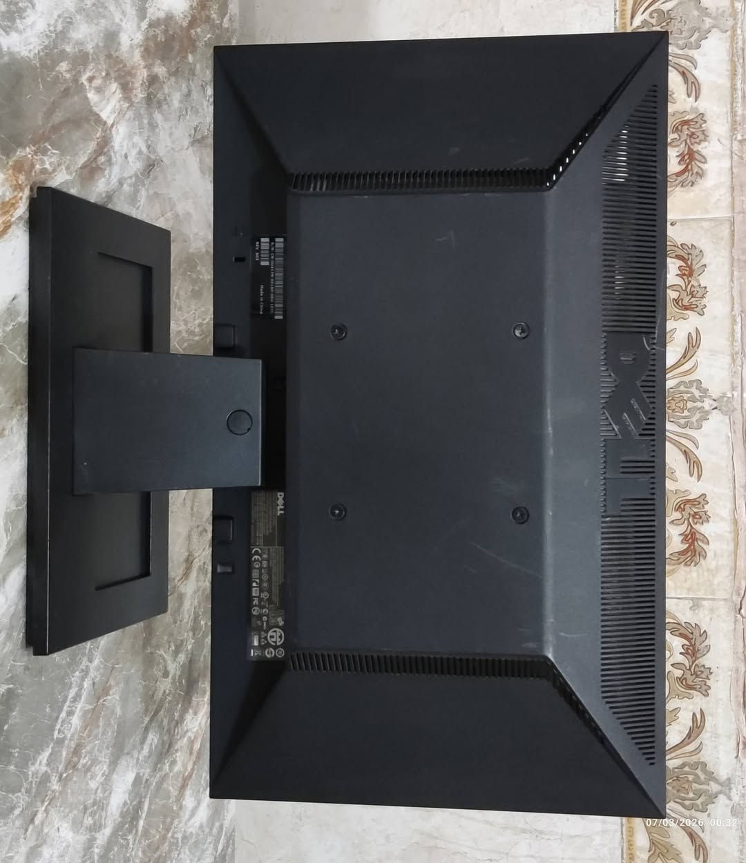 شاشة حاسبة نوع DELL حجم ١٩ بوصة ( منفذين فقط - منفذ power كهرباء + منفذ صورة VGA ) مع ( كيبل الكهرباء وكيبل الصورة ) نظافة ١٠٠٪ .
السعر ٢٥ آلف شامل التوصيل عن بغداد فقط.


**إذا كنت صاحب هذا الإعلان وتريد حذفه لأي سبب، رجاءا أرسل رسالة إلى الدعم الفني**