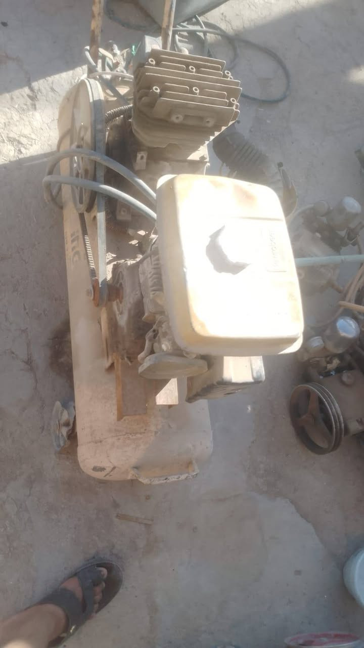 سلام عليكم  اخوان غراض محطت غسل كلمن اوسعرة كلهن شغالات صار سبوع من عزلت المحطة  للبيع للتواصل عل رقم ***********
