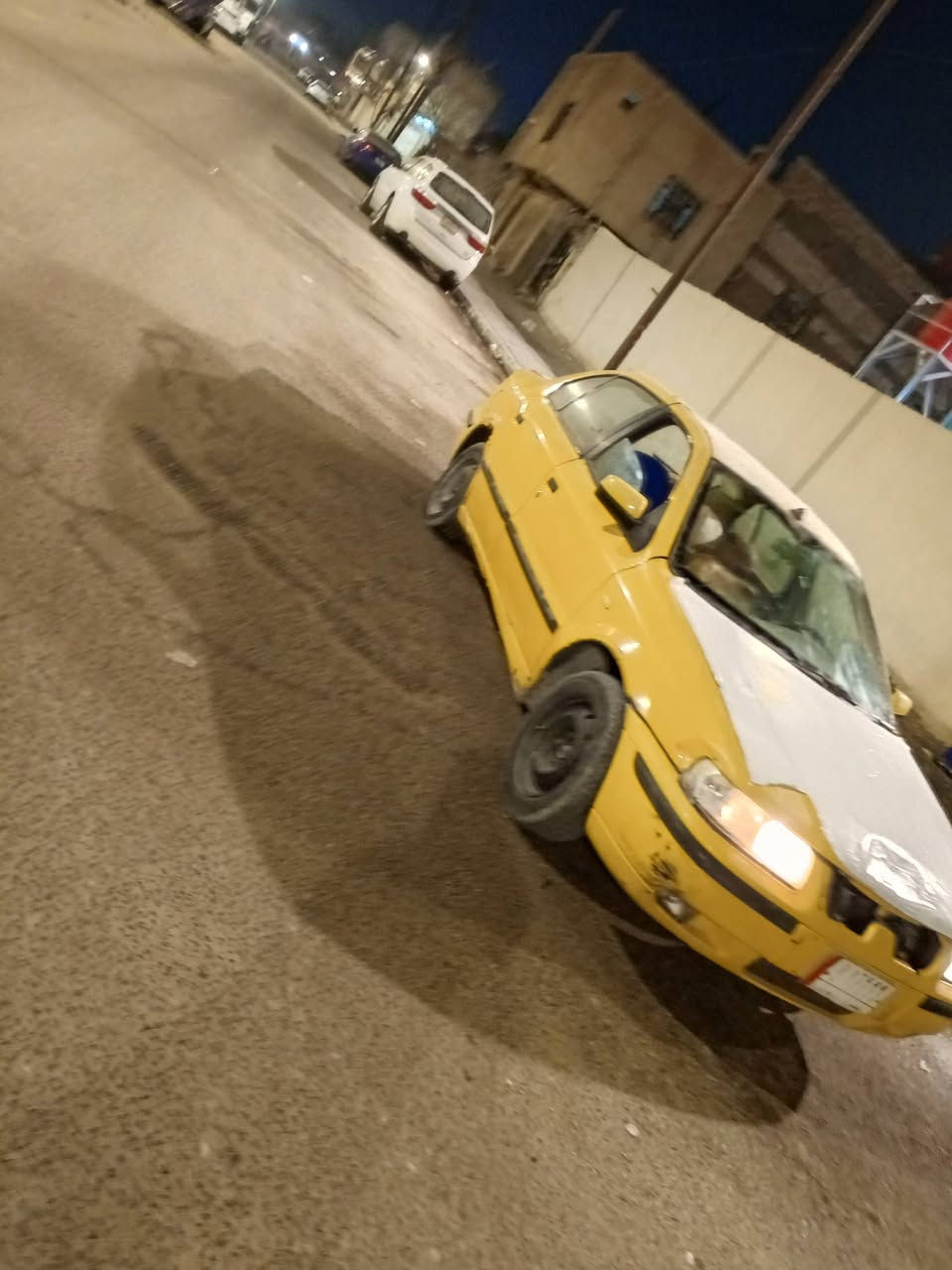 اسمتد سيارة محرك وكير كواله مكان بصره الحكميمه سعره 20بيه مجال كلشي عليك غرامه وهيه ع مشتري هذه رقم ***********
