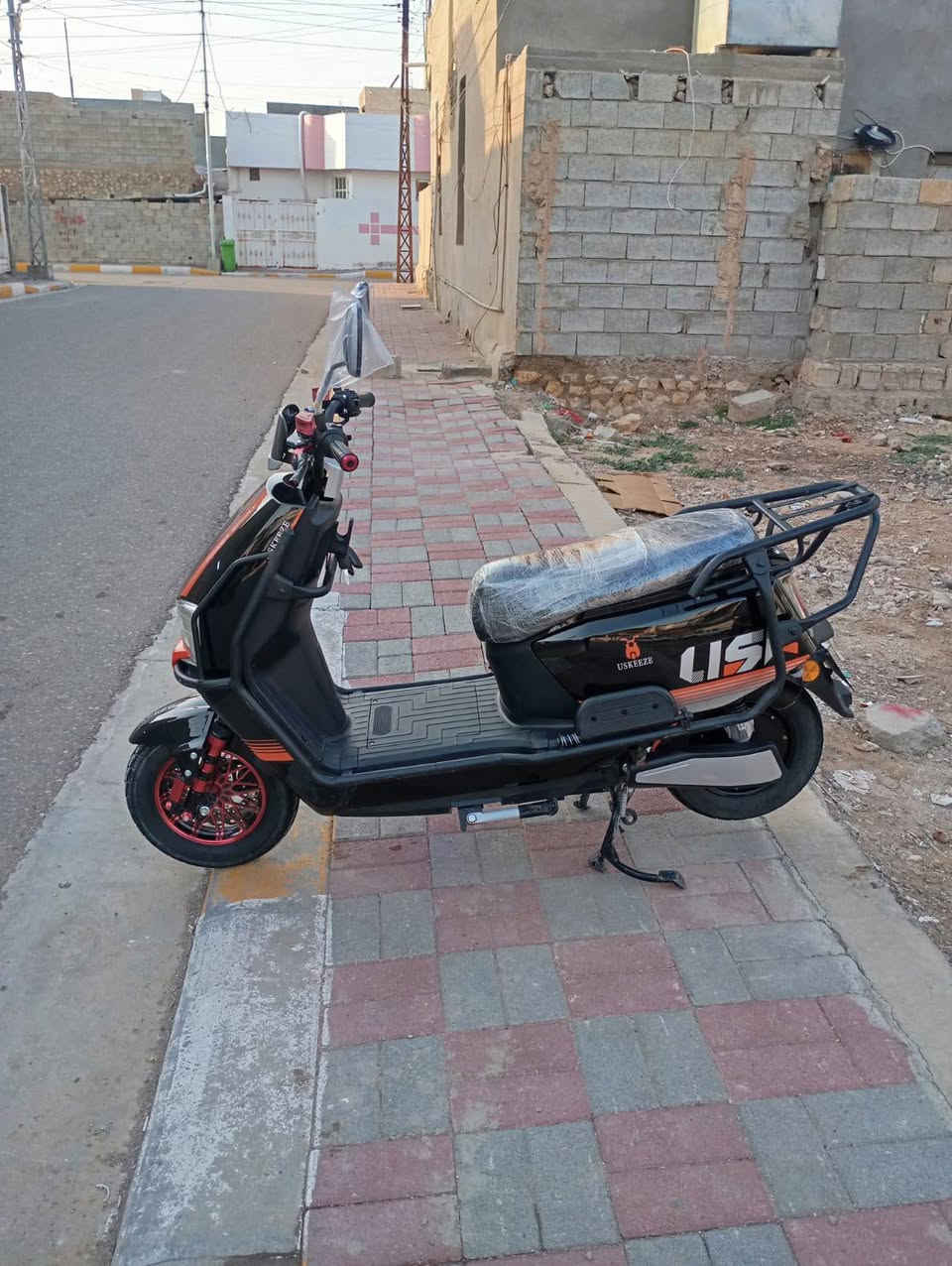 موطور شحن دبدوب للبيع
نوع سازوكي جديد ونضيف لون مميز
استخدام شهر1 تاخذه على الفحص شرط النضافه
ملف 2500 سرعه99 كهربائيات فول بطاريات جدد 
سويجات2 وبصمات2 وكرتات2 كلها موجوده معا الشاحنه 
السعر 700 وبي مجال قليل المكان التأميم القادسية الثانية 
للأستفسار:***********
