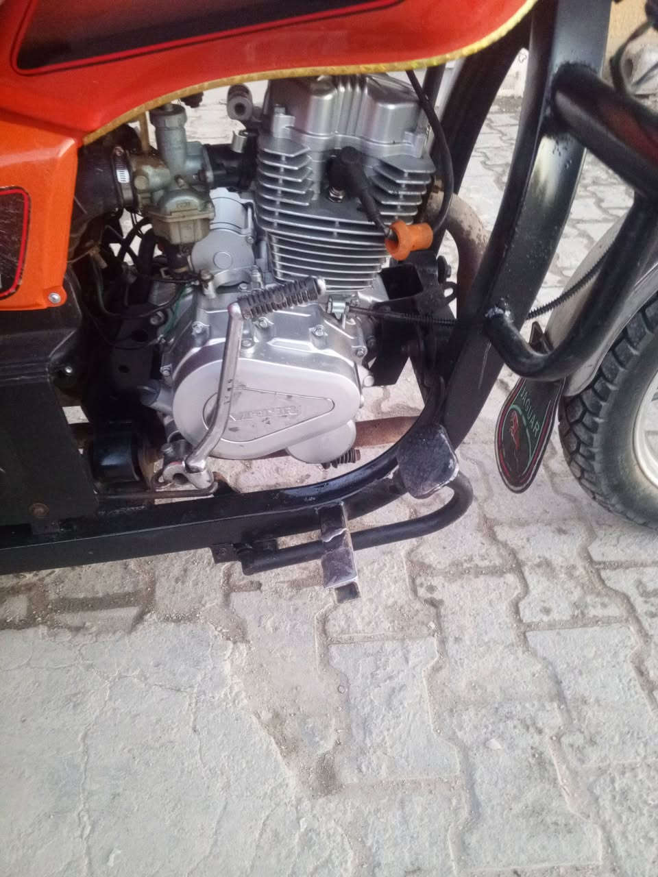 السلام عليكم ستوته للبيع موديل 20 مكينه 25 مقفوله كفاله عامه اي نقص ما بيها اوراق باسي مكان كربلاء ***********
