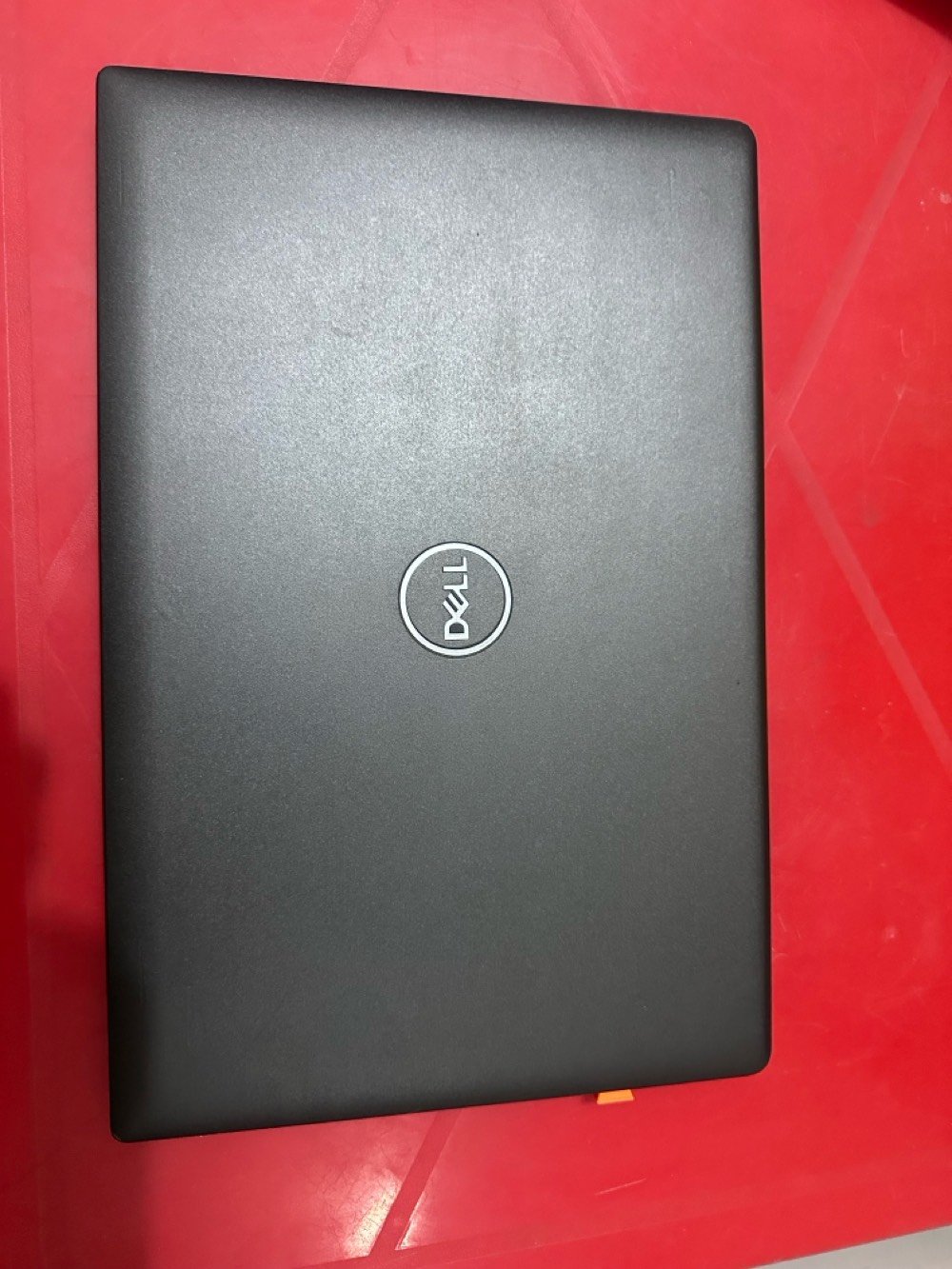 السلام عليكم

لابتوب من شركة DELLللبيع 



مساحة الرام (8GB)



كارت الشاشه (128MB)



نوع المعالج (5i)



الجيل الحادي عشر (th11)



اللابتوب نظيف ومستعمل قليل 



السعر (475000)دينار عراقي مع مجال بسيط 

الملحقات شاحنه مع ماوس لا سلكي مع شنطة الحاسبه 



العنوان. الديوانيه تقاطع شارع الوكفه مقابل مطبعة الحسام