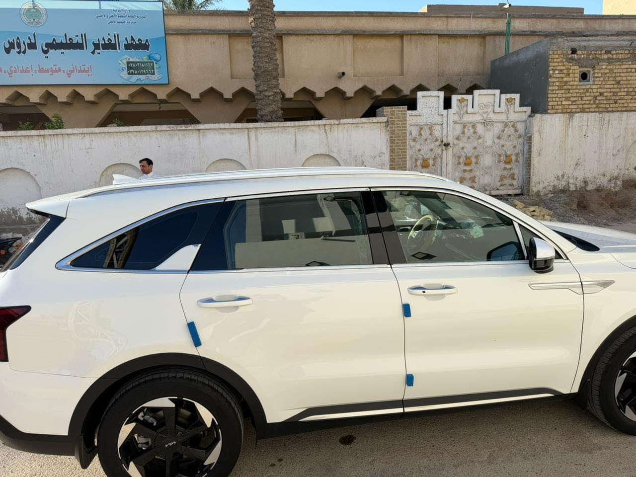 سورنتو شمالي موديل 24 توتو شوب كفاله عامه من صبغ والمعجون بيها كارت بصيط خشم البنيد ماشيه 40 الف على وضع الشركه السياره جديده كلش
مكان واسط

‭0780 643 9455‬
