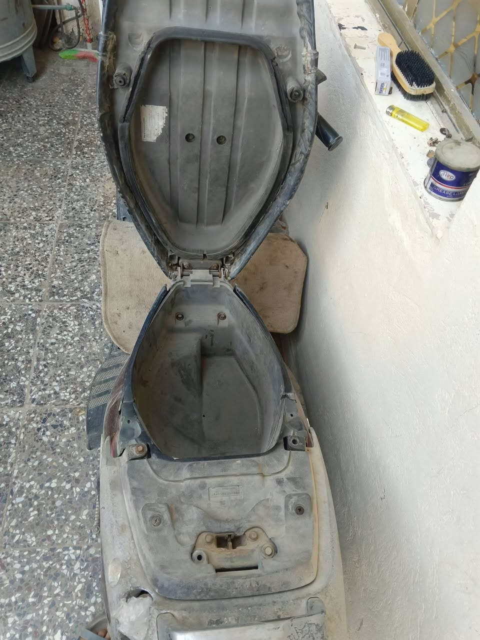 سلام عليكم فضائي 140دراجه عاطله أبيع كوم حديد كفراتها البقيه موجود لأستفسار اتصال ما أرد عله الخاص الشراي يتصل ***********
