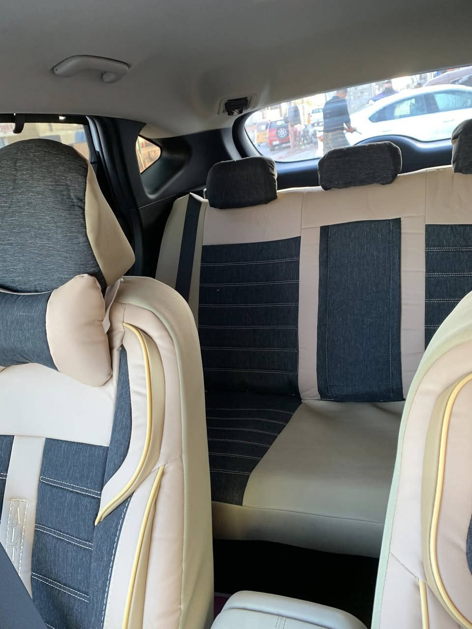 السلام عليكم

توسان موديل 2024 وارد خليجي سياره فول ما عدا الفتحه سياره ماشيه ٢٩

مكفوله كفاله عامه من الصبغ والتبديل والبارد 
ماعدة البراغي مال جاملغ مفتوحات 

المواصفات

 شاشه   بصمة  كامره دواره

 تبريد خلفي وامامي

 حساس أمامي وخلفي

بردات الباب الخلفي ٢

 عدسات متحركه  مرايات شفط

 اشاره بلمري  ترحيب

 هند بريك دكمه   رادار

ثلاث انضمه قياده ايكو سبورت 

نورمن شحن واير ليس 

السعر ٢٠٨ 

للأتصال على ***********
