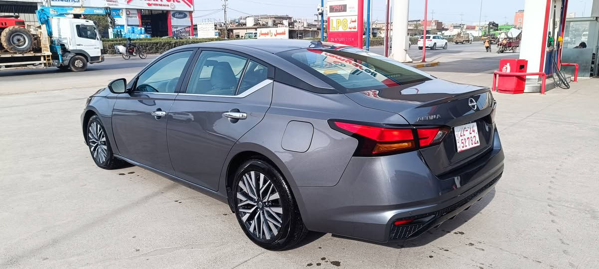 نیسان التیما مودیل 2024 رقم كاتي تترقم اربیل مواصفات SV ظرره جاملغ و ربع بنت صبغ بدون دواخل مكان سیاره اربیل داخل معارض شركة المسار اربیل سعر دفتر و ثمانیة وخمسون ورقة بي مجال / بۆ رۆشتنە لە هەولێرە جاملغ و ربع بۆنیت بۆیاغە  بە بێ ناو گرتن سعر سەدوو پەنجا و هەشت  ۱٥۸ ورقە و مەجال/***********/ واتساب/*********** أربيل, العراق
