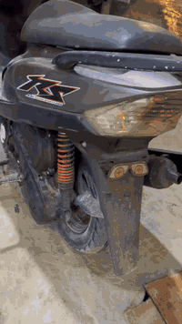 ماكس عدله للبيع  دراجه نضيفه كدامك با صور بوشه ٤٩ دراجه مفتوحه سعر ٦٥٠...