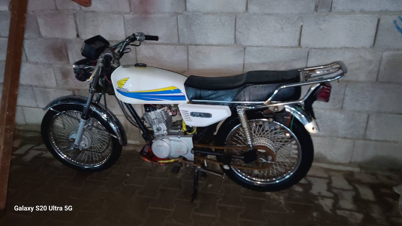 سلام عليكم دراجه تايكر 2020 أوراق اصولي دراجه خير من الله بيها صلنصه كاتم. سعرر 425 وبيها مجال مكاني واسط الزبيدية
***********
