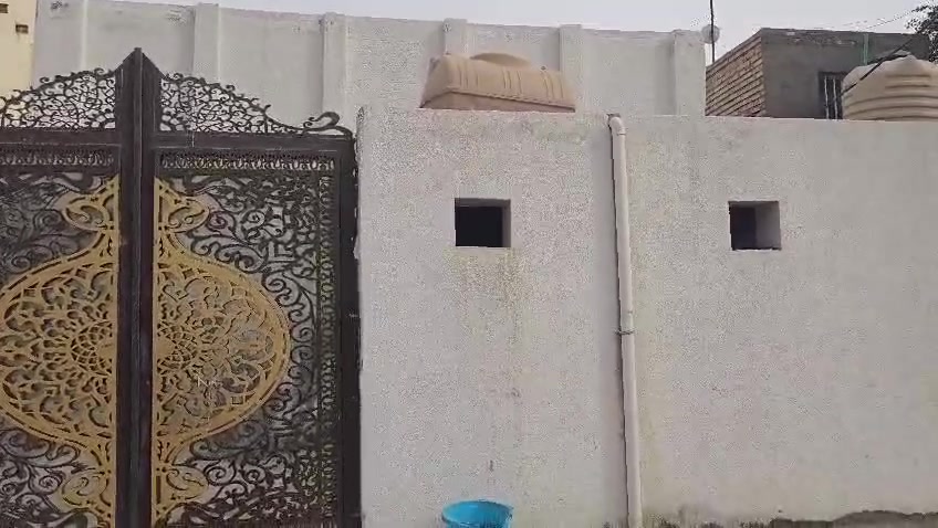 سلام عليكم 
بيت للبيع مساحة 200م منطقة الجربوعية الاولى متكون من غرفتين وصالة واستقبال ومطبخ وصحيات داخلية وخارجية مرمم بالكامل كما موضح بالفيديو مطلوب للمصرف العقاري 55 بقسط شهري 390الف بيد البايع 60مع المجال للاستفسار الاتصال على الرقم *********** متوفر وات ساب او مراسلة الحساب ع خاص

