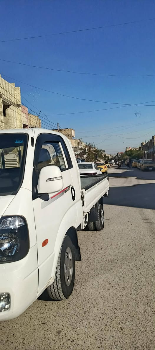 السلام عليكم كيابنكو البيع مديل 2015 بغداد سبع كير مكينة سبلاين فول مواصفات تبريد شغال مكفول من الضربة وصبغ والتبديل تخم تاير جديد السعر ١١٧ بيها مجال المكان بغداد الشعب ***********
