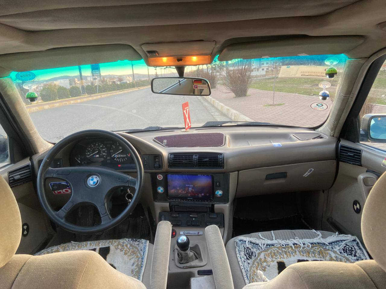 بێئێم بۆفرۆشتن مۆدێل 1991 ڕەقەم سلێمانی
سەنەوی تازە بەسەر چوە تەحویل و بڕاوەو غەرامە بەشەرت سڵاید 520کەپسی دیجتاڵ 
تەبرید ساردو گەرم بەشەرتە جام کارەبا 
دەعم ولێدرانی نیە هیچ مەعجونیشی نیە 
چوارتایەی تازەیە شوێن چەمچماڵ
سعری43گڵا 
ژم*********** شمشمل, السليمانية
