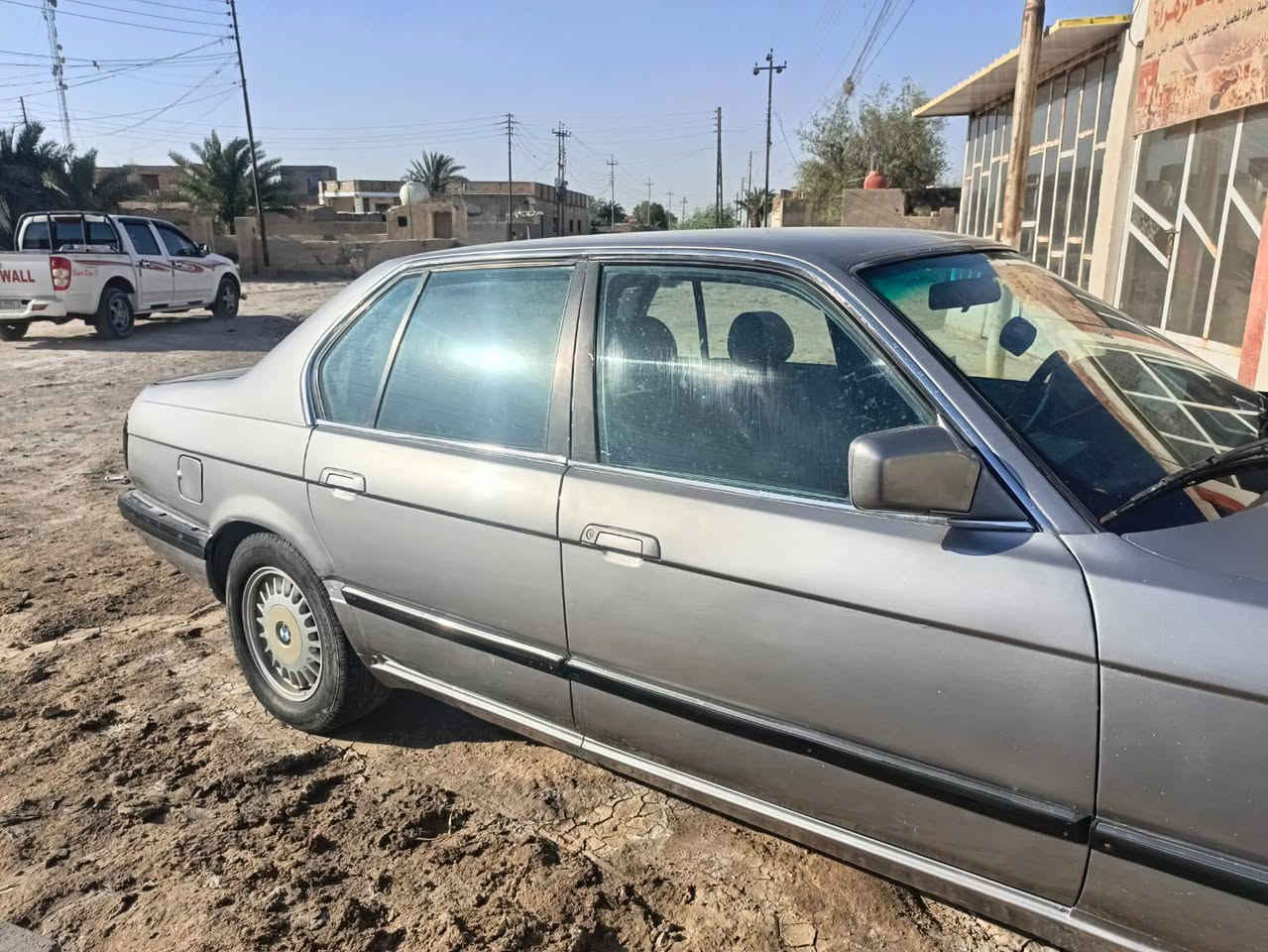 بي ام 735 صبغ جماليه بدون ضربه جاهزه تبريد كير محرك اكسن حداديه كهربائيات كله شغاله ومكفوله بااسمي تريد وكاله تريد تحويل مكانه ذي قار الشطره السعر 38 وبيه مجال بسيط اتصال او واتساب ***********
