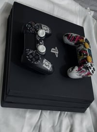 بلاي4 برو • 1 تيرا • جوستك2