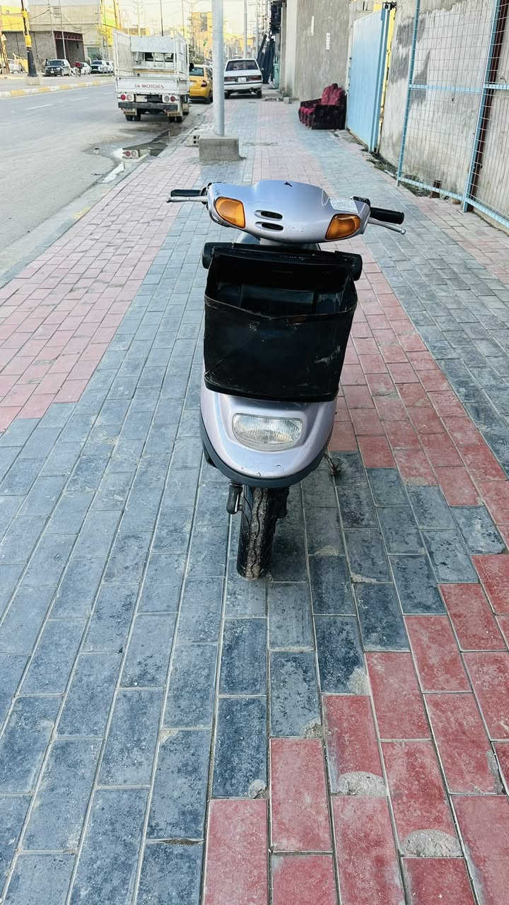 منغولي شغاله كله مابيه نقص دراجه نضيفه

سعر٣٠٠  بيه مجال

***********
