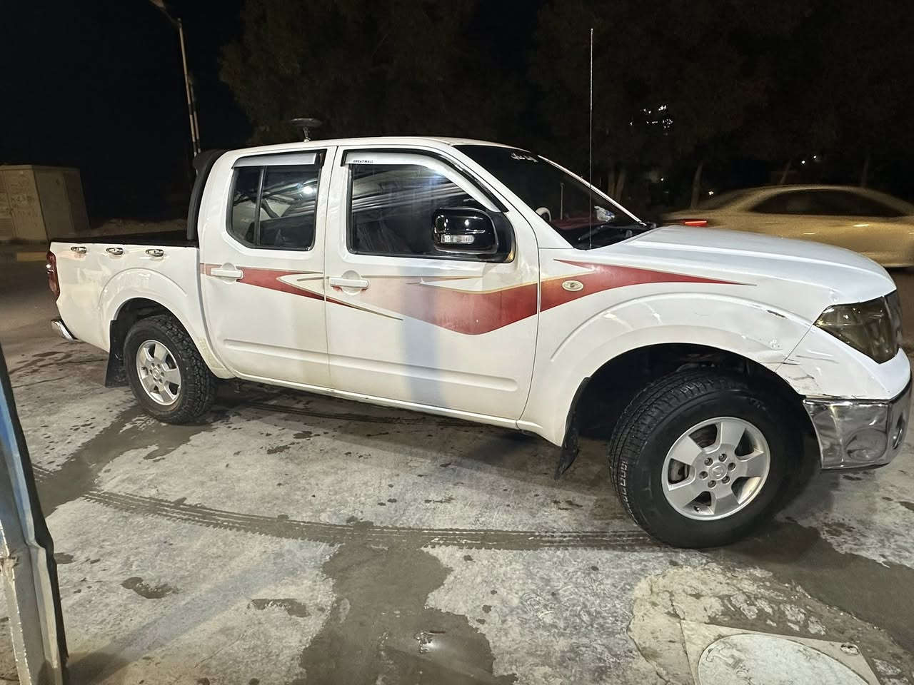 سلام عليكم للبيع أو مرواس  حسب القناعه
سياره نيفاره موديل 2013

محرك الفين و400 مفتوح 

تبريد حدايده تخم تاير جديد 

داخل سياره جديد سياره بيه قطعتين صبغ 

كير مكفول سنويه جديده لل2028

تحويل مباشر /شاشه /اناره محيطيه 

فذراليات/ السعر 105 وبيه مجال للشراي 

مكاني حله مركز المدينه  

***********

***********
