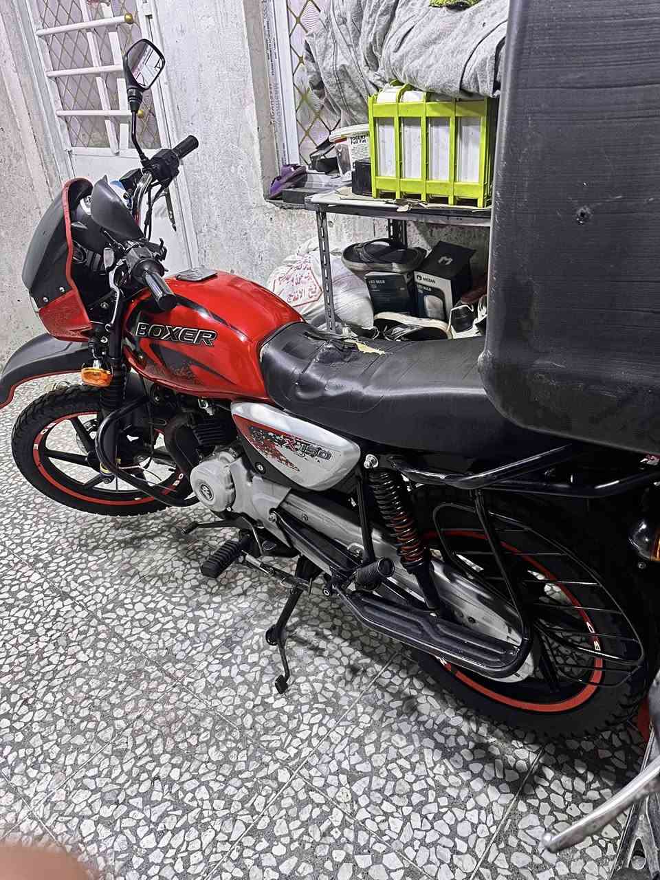 سلام عليكم بوكسر مودسلام عليكم بوكسر موديل 23 نازله بل 24 دراجه خير من الله دراجه تخبل محركه مكفول مرقمه رقم عربي سنويه نكليزي تحويل ثاني يوم بيه ضربه بل تانكي تطلع عله بارد جهال طيحوه ونضربت مامكلوب بيه الله شاهد دراجه تخبل بس هسه اشو كامت تطلع دخان بيضه قليل جذأ ومن امشي تكطع ورحت سئلت كالو لان شته بعد ماعرف المهم تجي وتفحصه واشوفه عارضه 2400وبيه مجال الشراي يخابر وبخدمته ومكاني مدينه صدر وهاذه رقمي ***********
