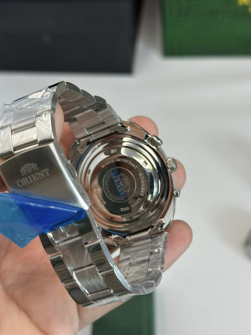 اورينت بحري اوتوماتيك
مكينه ياباني اصلي 21حجر
رنك داخلي دوار لقياس مستوى الغوص
تاريخ يومي شهري 
لامينوس بلكامل 
وزن ثقيل 144غ
سعر 125 الف على اول تم


**إذا كنت صاحب هذا الإعلان وتريد حذفه لأي سبب، رجاءا أرسل رسالة إلى الدعم الفني**