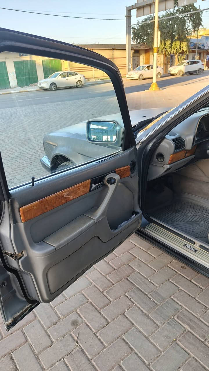 السلام عليكم للبيع Bmw 730v8
كامل مواصفات بدون فتحه 

موديل 1992 

بس يرادلها صبغ 

سيارة ابلادية

شوفها بعينك

الاستفسار *********** 

غير متواجد ع تواصل اجتماعي
