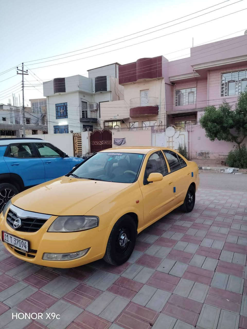 السلام عليكم نيسان سني موديل2007 للبيع
رقم بغداد انگليزي مشروع وطني بي مرور تداور سنويه جديده هزه جديده مكينه وكير وتبريد وحداديه وتخم تاير وكهربائيات وشواصي ولغود مكفولات السياره جاهزه من كلشي كل نقص مابيها فقط چاملغ خلفي السعر77 وبيها مجال رقم الهاتف.... 
*********** مكان السياره كربلاء اخوان مكلف بالنشر غير متواجد ع النت
