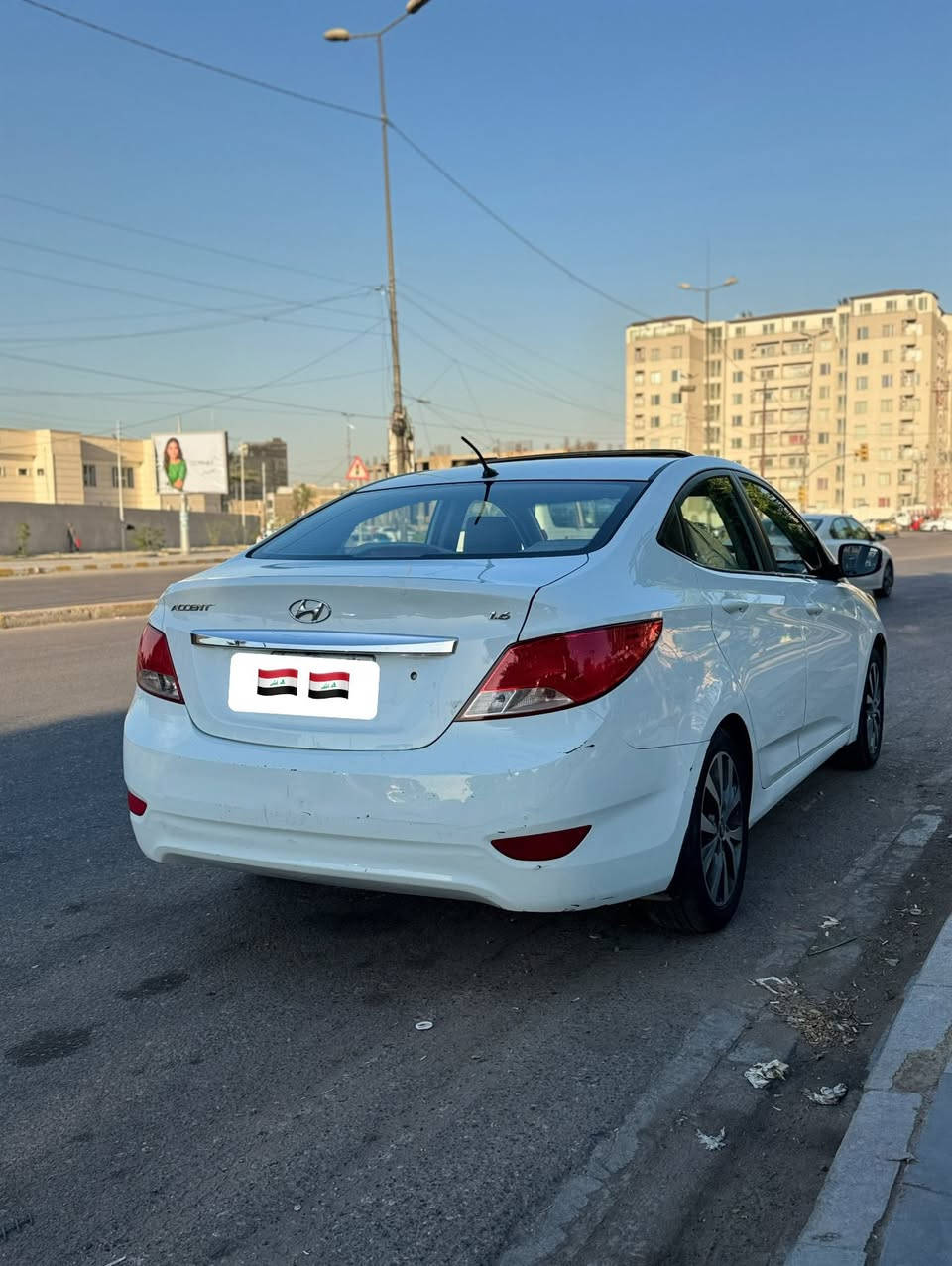سلام عليكم
اكسنت مديل ١٥ رقم بغداد 
حجم المحرك 1600
بيه فقط قطعه وحده 
وبيه بارد 
السعر ٩٨وبيه مجال 
مكان بغداد سيديه 
***********

