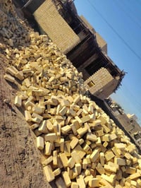 طابوق الصلاح شرط العدد والنظافة ٤٢٥٠ وقالب واحد الاستفسار تصل علئ رقم ...