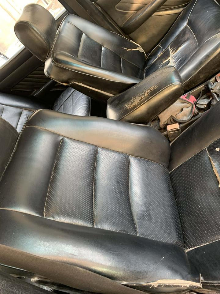 السلام عليكم مارسدس. جامبو موديل 1990 السياره جاهزه  رقم بغداد  
مكينه وكير بلاديات 
سلايت جام اربعه كهرباء
برده خلفيه. 
صبغ جديد. 
السعر 75. وبيها مجال. 
المكان بغداد. الكرخ. 
الاتصال. ***********.
