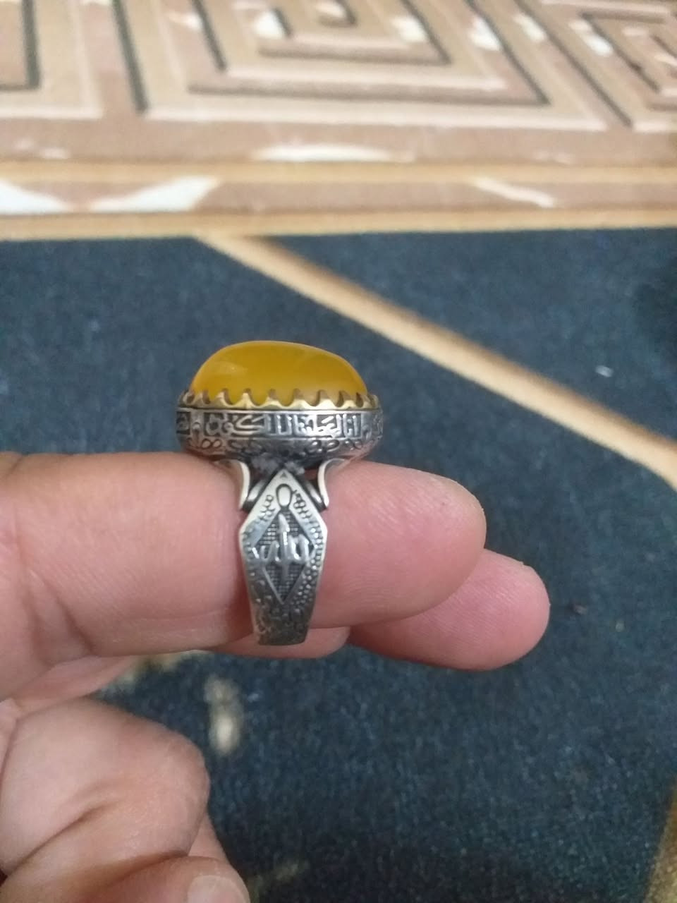 خاتم شرف الشمس للبيع مكاني بغداد الاتصال على الرقم ***********يوجد توصيل داخل بغداد
