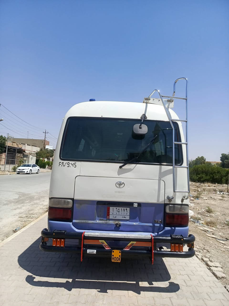 للبيع كوستر تيوتا موديل 2007 رقم بغداد بسمي سنويه جديد غرمه مصفره هيئه مواصلات كامل كير محرك اكسل تبريد كله  بل شراط غاز وابانزين مكاني كركوك سعر 205 رقم ***********
