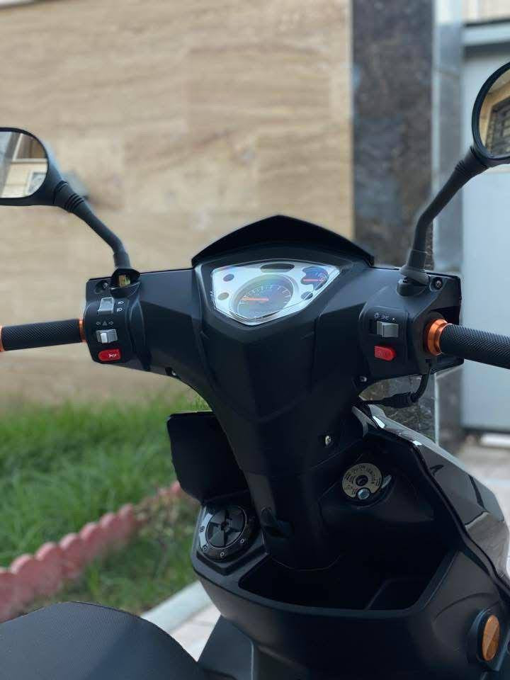 دراجه سكنس للبيع سعر600 وبيها مجال حله شارع ١٠٠ دراجه نضيفه ممفتوحه
***********
