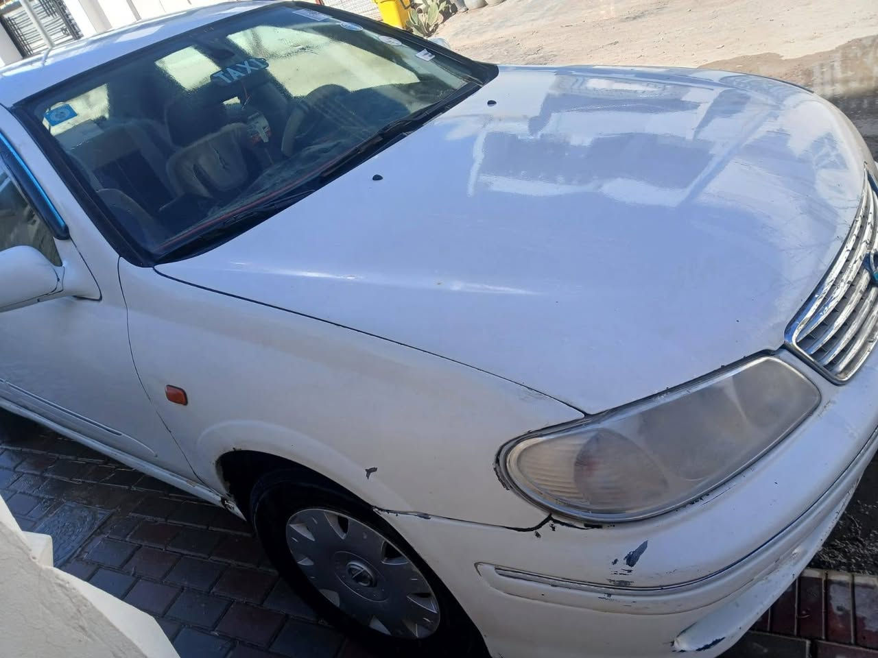 السلام عليكم سني ياباني 2001 لون ابيض  محرك 16 مال كصه قبق اسود تبريد شغال كير كفاله رقم بغداد مشروع وطني شرط التحويل اسياره بيها صبغ حزام مكاني صلاح الدين سامراء  اسعر 73 وبيها مجال بصيط ‎***********
