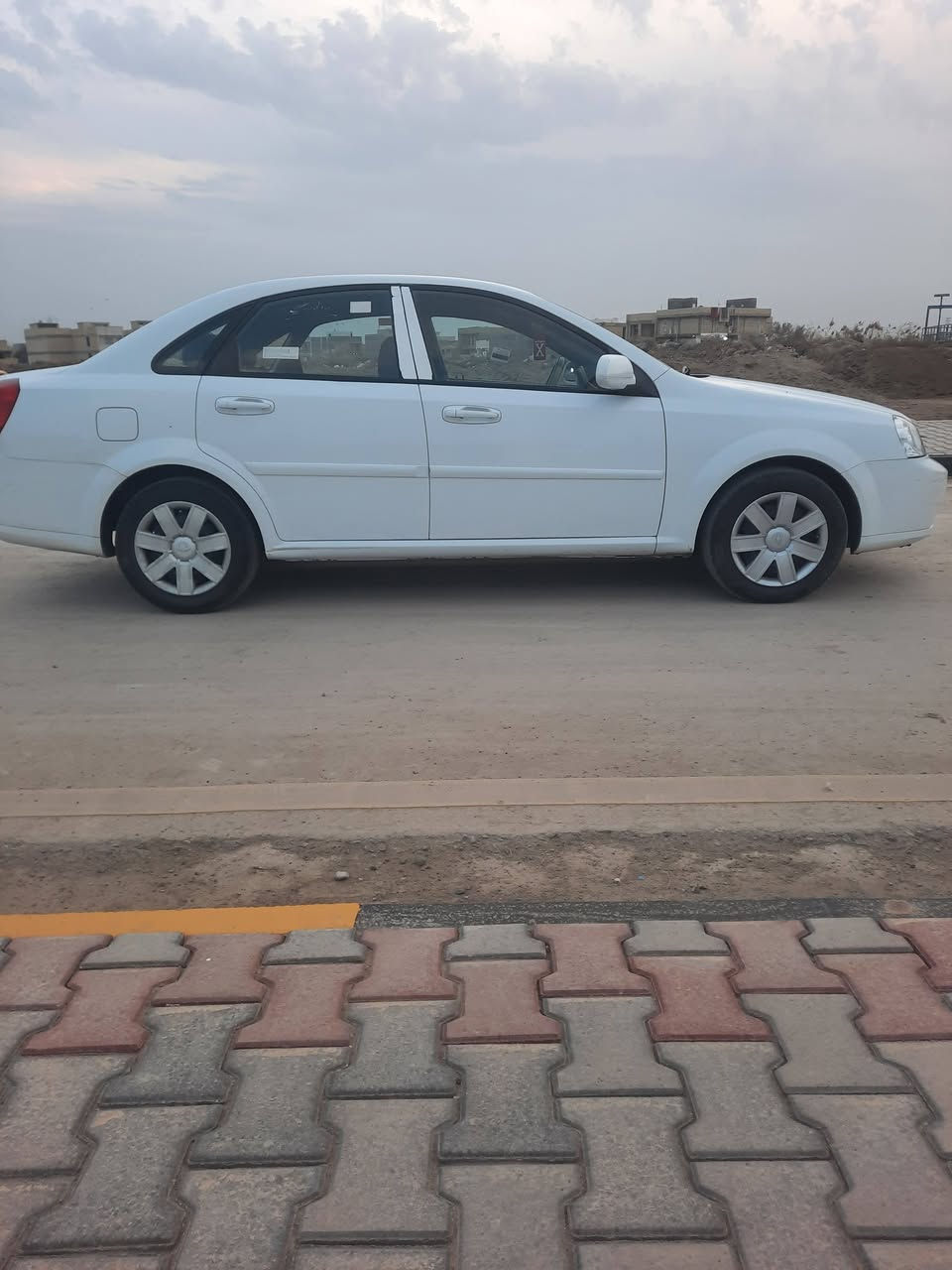 السلام عليكم ابوتره موديل 2013 مكفول كفاله عام من كشر مكينه كير تخم تاير صدر جديد دوشمه كشتات وكاعية مابيه كل نقص السعر 95 وبيه مجال الاتصال ***********
