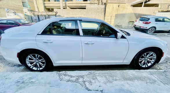 اوباما موديل 21 S كلين وارد امريكي
مكفوله السياره من الصبغ وكل النواحي
عدا بارد جداً بسيط مابين بالعين
ابيض فول السيارة عدا الرادر الامامي
رقم اربيل تريد تحويل او وكاله حاظر
ويل كب مكسيكي وتخم تاير جديد صار 10 ايام من انشد
ماشيه 62 حقيقي 
حساس امامي خلفي 
رادار جانبي بالمري 
نقطه عمياء
شاشه 
بصمه
تشغيل عن بعد
شفتات 
تدفئه استيرن
كشنات تدفئه وكهرباء جلد
فتحه 
لايت زنون اصلي بلادي
وبقية المواصفات المعروفه في فئة S
السعر 343$ وبيه مجال حك الجيه
مكاني بغداد ***********
