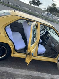 شيري كوين موديل 10 سنويه عاج كير محرك بالشرط محرك الابيض المرغوب سياره...