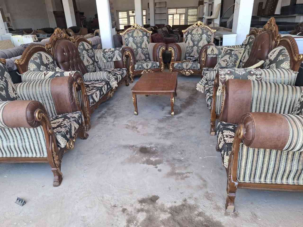 تخم ملكي زان باله تركي نظيف جدا 10 نفر كلش امرتب اسفنج مضغوط كل ضرر مابيه وخشب قوي كلش   بابل الحله الحمزة الغربي   ويوجود توصيل♥️
***********
