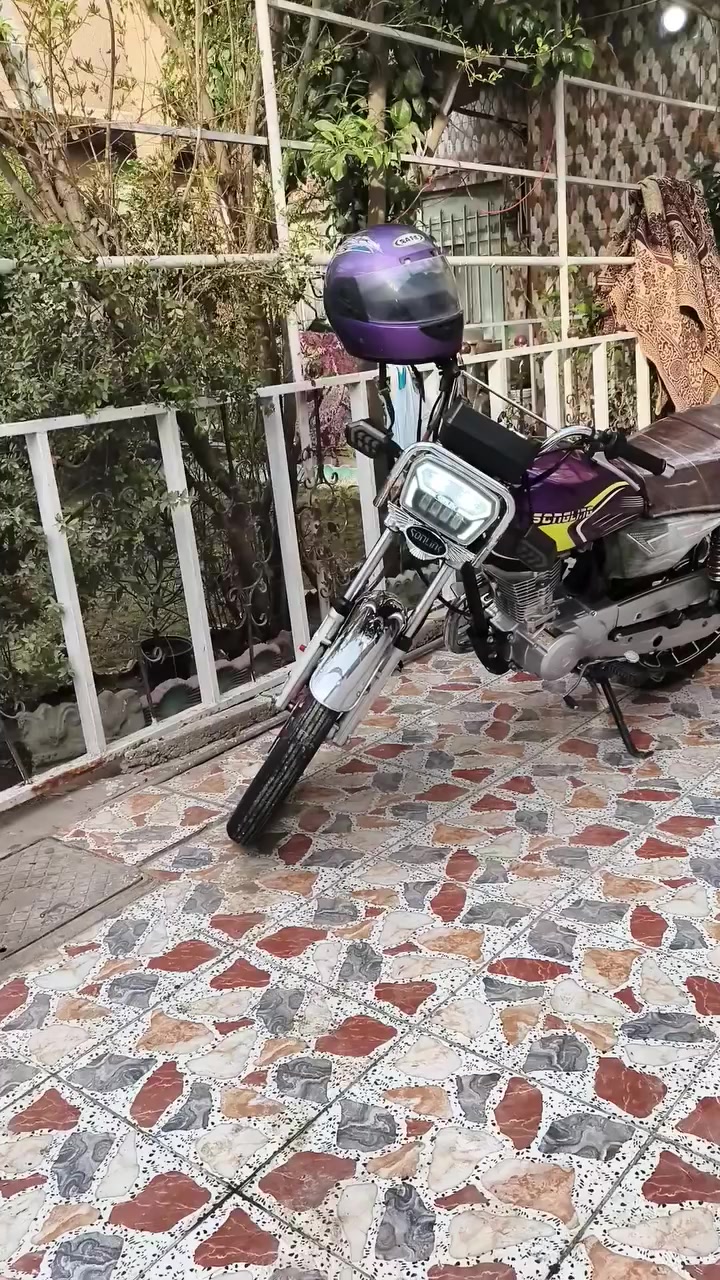 دراج سونك اللبيع دراجه خير من الله ما بيهة اي نقص بس بك لايت خلفي واشارات خلفيه المكينه مكفوله وشرط شلعه ومعدل 5 كير موديل 2024 السعر 700 وبيهة مجال المكان بغداد ابو غريب الرقم ***********
