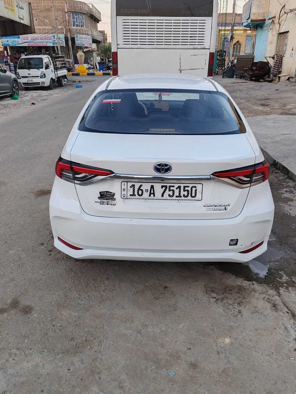 سلام عليكم كورله هايبرد صيني  للبيع مديل ٢٤ ضربته جوملغ وسونار مالته موجود وصورت الضربه موجوده ضربه مو قويه سياره جديده تايرات توني شادله تجي تفحص له تاخذه مكاني دوانيه سعر ١٤٥ وبيه مجال ***********
