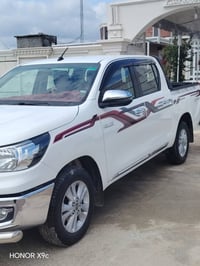 هايلوكس ساز للبيع: موديل:2021 العداد : 96 الف km كشنات كهربائي تدفئه و...