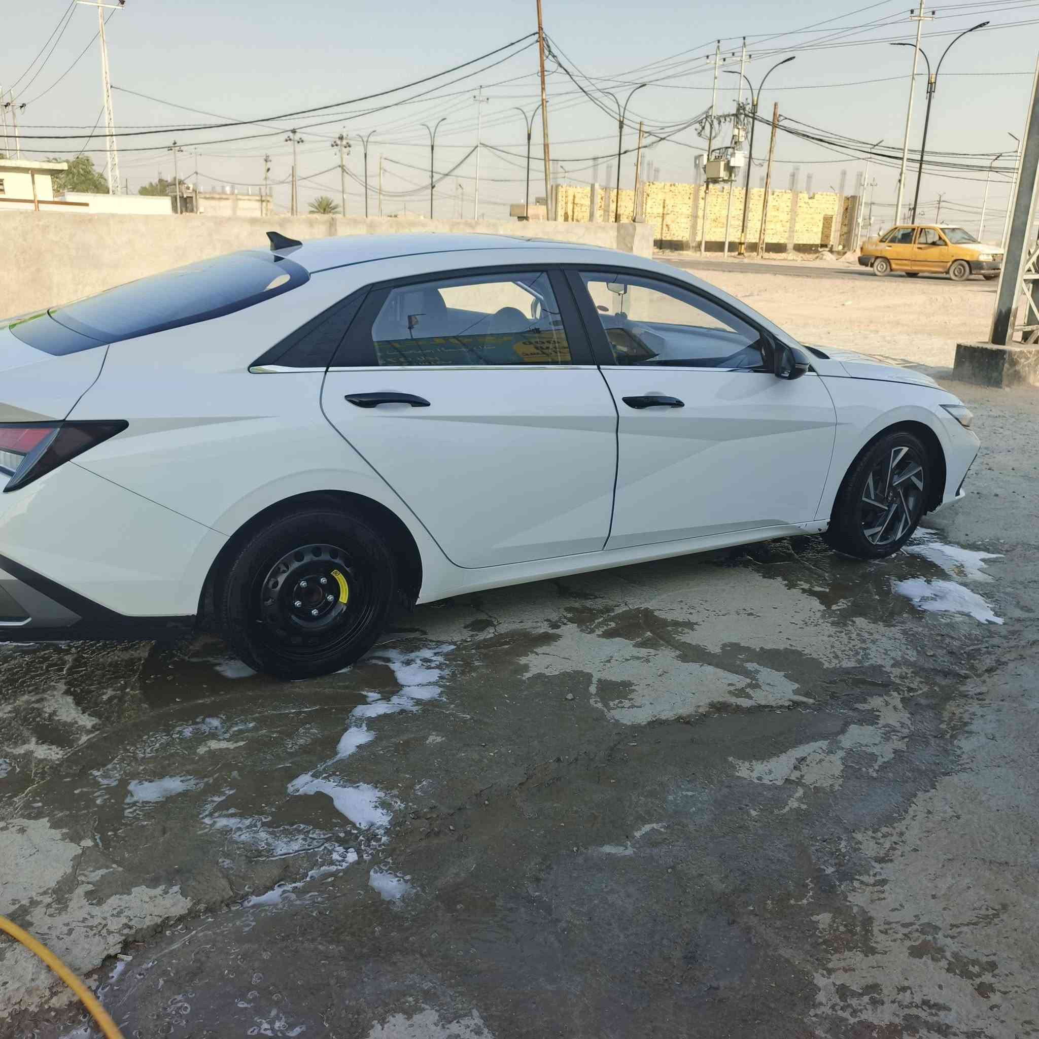 السلام عليكم من رخصه مدير الكروب الانتره 2024 للبيع فوال واحد على واحد سياره كفاله عامه وين ما يعجبك افحص كير محرك حداديه تخم تاير تبريد ثلج رقم اربيل الجديد مالكهه بل ديوانيه السعر 150 وبيهه مجال حك الجيه عنوانهه الديوانية المركز ***********
