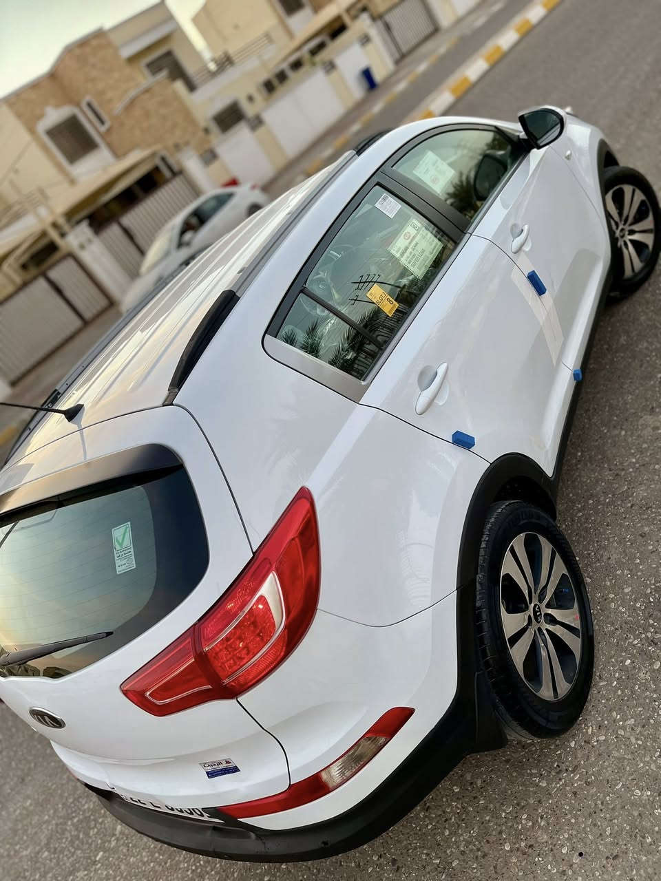 السلام عليكم..رمضان كريم على الجميع 
ياالله ..للبيع نقداً واعتذر عن الاقساط والوعده
كيا سبورتج 2014 خليجي كفاله شرط
لون ابيض ثلجي المرغوب
محرك 4 سلندر دووش المرغوب بدون عيب
كير  اوتوماتيك بدون عيب

دواخل وضع شركه
تحكم ستيرن فول
كروس سرعه 
نظام ايكو
كامره خلفيه وشاشه بلمرايه
حساسات خلفيه
لايت كهربائي
بلوجكتر مسدس
ويل كب فراشه 18 بلادي
وباقي المواصفات معروفه …

السياره ترايها حيل ناعم بدون اي نقص جاهزه من كلشي الحمدالله 

🔺السياره مكفوله من الصبغ والحادث حتى الدعاميات بدون صبغ فقط مكان بارد صغير  والسونار مرفق 

رقم 22 اربيل انكليزي  الجديد/ سنويه جديده/تحويل ثاني يوم
السعر 147$..وبيها مجال للشراي يعني شوفهاوتدلل 
📍مكان السياره تكريت 
🔎للاستفسار رقمي…. 
***********
