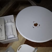 عندي هاذا النانو للبيع مامستخدم وياه راوتر 100 بي مجال قليل شراي يتصل ...