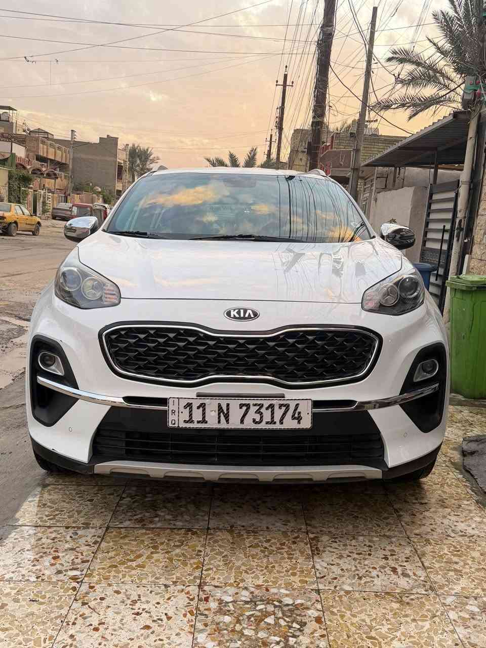 سبورتج خليجي موديل ٢٠٢١ بغداد فول مواصفات ماعدا الفتحة بصمه تشغيل عن بعد كشنات  كهرباء مري شفط حساسات ماشيه ٦٥ مكفوله ماعدا البارد مكفوله من الصبغ سياره نضيفه السعر ٢٠٥ وبيهة مجال. مكاني حي اور رقمي ***********
