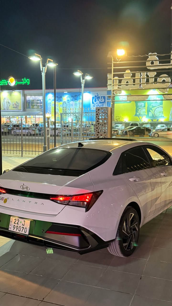 سلام عليكم 
هونداي النترا تجميع صيني مديل ٢٠٢٤ ماشيه ١٧ الف جديده اخت الزيرو مكفوله كفاله عامه 
فول مواصفات للاخير 
رقم اربيل تحويل او وكاله شرط .
 
مكان السياره النجف الاشرف / 
السعر ١٤٢ معه المجال  .    / 
*********** النجف, العراق
