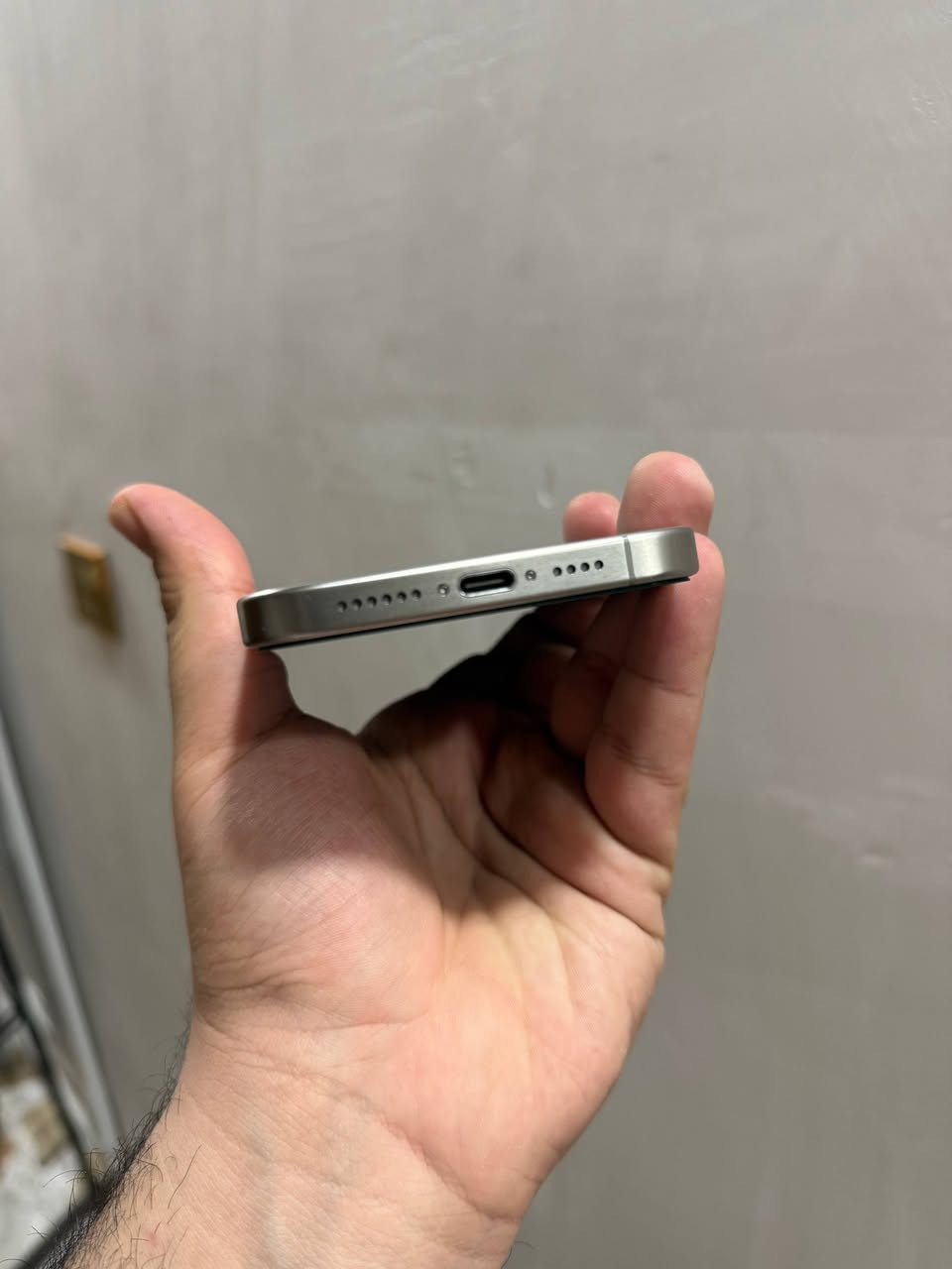 iPhone 15 pro max
ايفون 15 برو ماكس 

ذاكره (256)

البطارية ( 88) 

لون بتابتنيوم 

جهاز بلادي ومامفتوح وافحص كدامك وجهاز مال البيت شخطه مابي واذا لكيت مشخوط فلوس ترجع الك وبيك خير وتدلل 

السعر الجهاز ( مليون و 85 الف وبي مجال )

مكاني كربلاء


**إذا كنت صاحب هذا الإعلان وتريد حذفه لأي سبب، رجاءا أرسل رسالة إلى الدعم الفني**