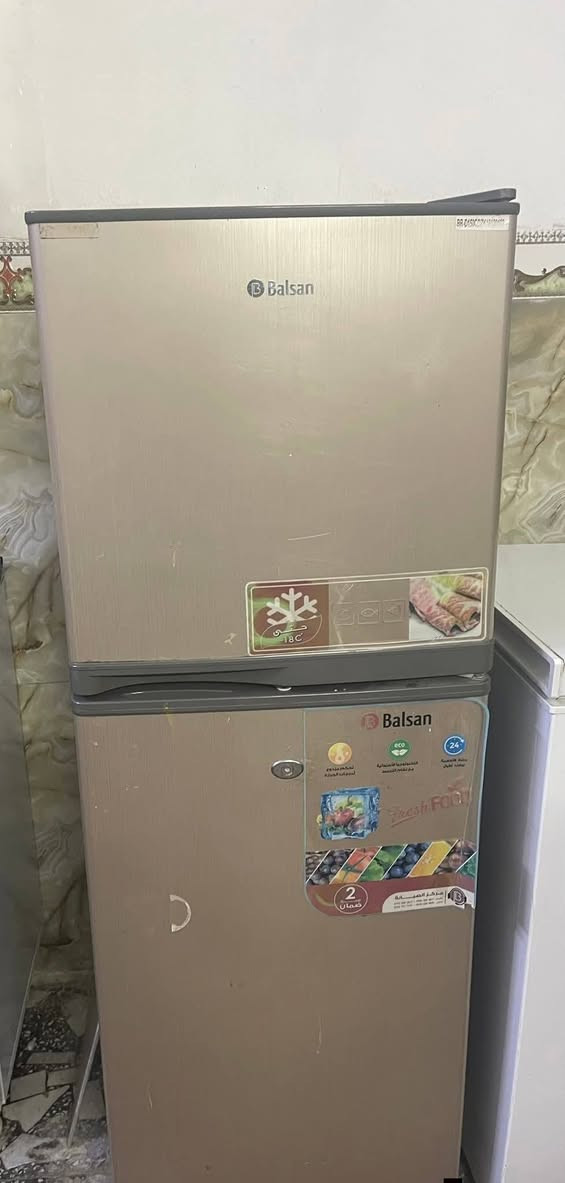 أغراض منزلية للبيع
ثلاجة تجميد وتبريد بدون تصليح ١٥٠ الف
ميز طعام ٣٠ الف
ميز بلازمه ٢٥ الف
بغداد الشعلة ***********
