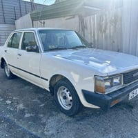 كرونا للبيع موديل 1981رقم كركوك بسمي تحويل ثاني يوم سياره مصبوغه عام م...