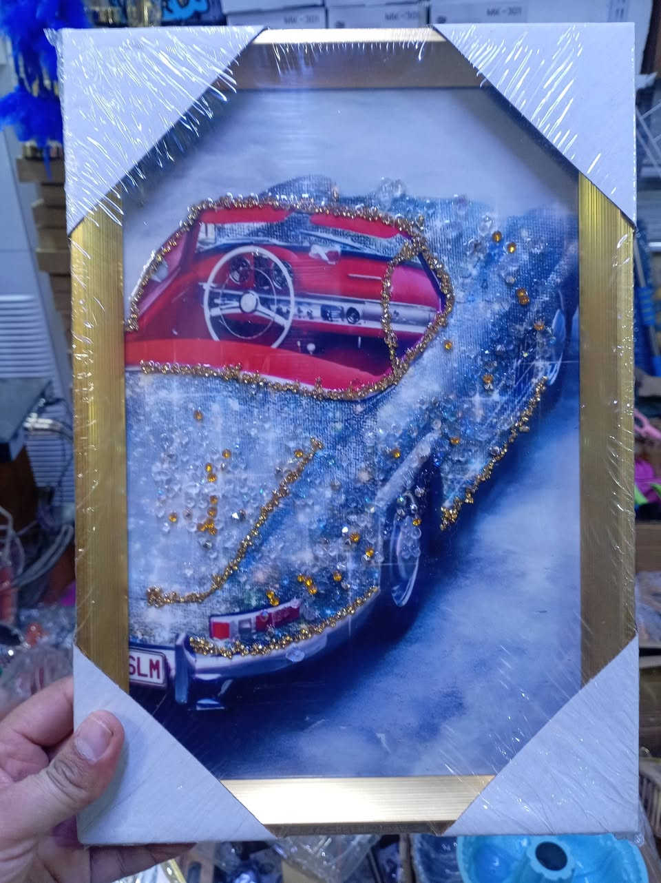 تتووفر لوحه منظر طبيعي. كرستال. السعر 3500.تتوفر خدمة توصيل. ***********
